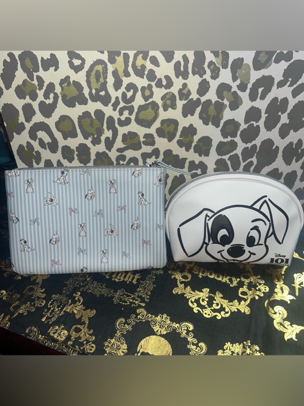 Disney’s 101 Dalmatians 3 In 1 Makeup Bag
3-in-1 101 Dalmatians makeup bag - Picture 3 of 12